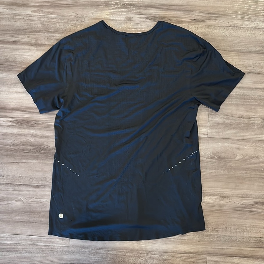 Lululemon Lightweight Men’s Performance Tee - image 2